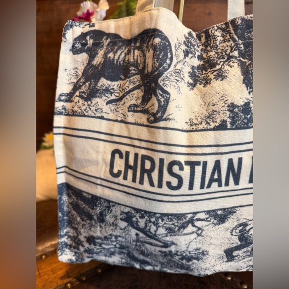 VIP gift - Picture 5 of 14